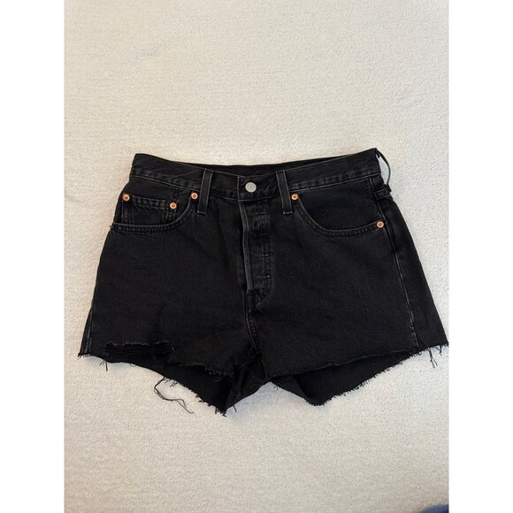 Levi 501 Shorts - Size 28 - Picture 1 of 4